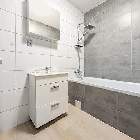 Jagodno Comfort By Bookinghost *