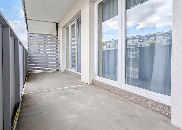 Апартаменты Jagodno Comfort By Bookinghost