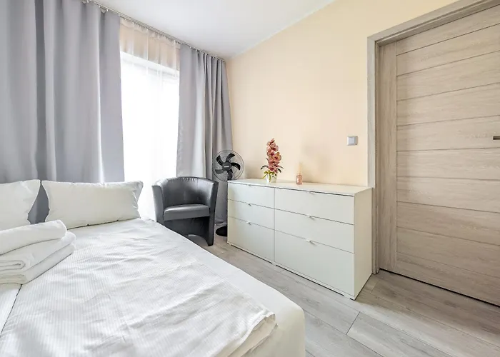 Appartement Jagodno Comfort By Bookinghost Wrocław